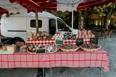Market time in Provence