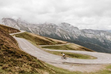Jon climbs Col d'Aubisque