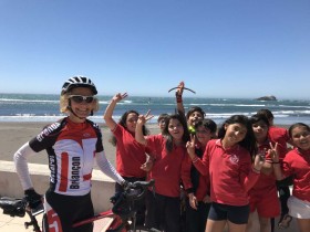 Jane makes friends in Pichilemu